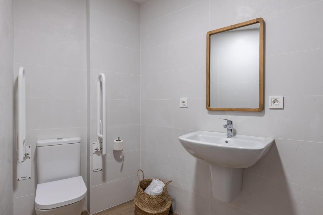 Apartamentos Libere Malaga La Merced المظهر الخارجي الصورة